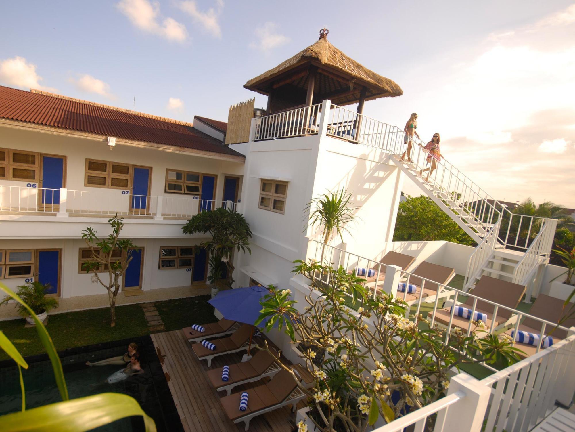 The Island Bali Hostel Seminyak  Exterior photo